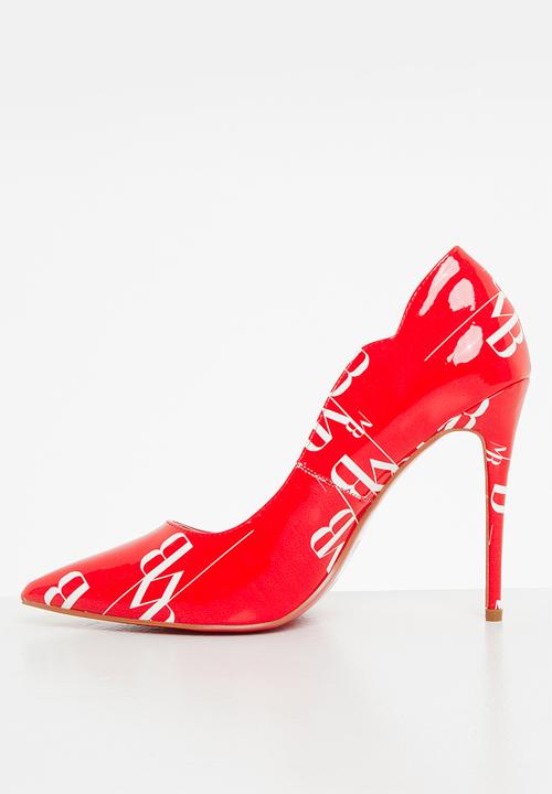 Miss Black - Lou10 court heel - red