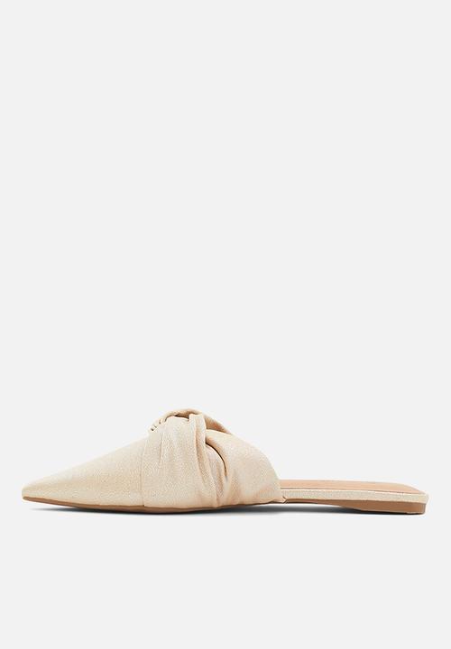 Call It Spring - Ambitious mule - champagne
