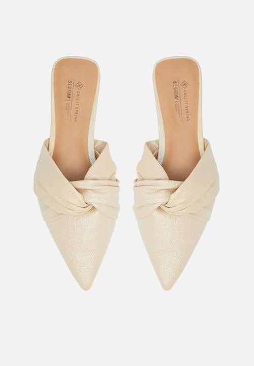 Call It Spring - Ambitious mule - champagne