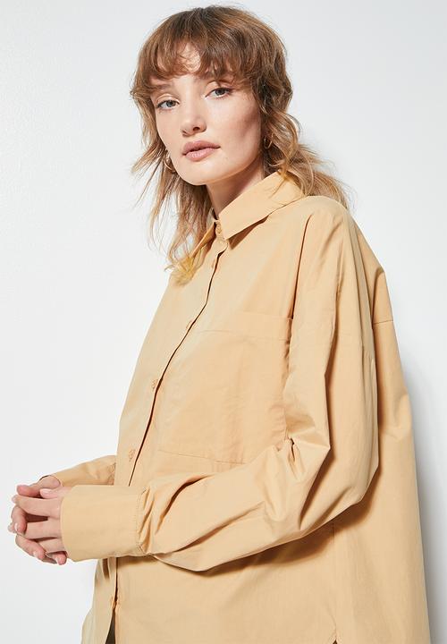 Superbalist - Cutline detail longline shirt - tan