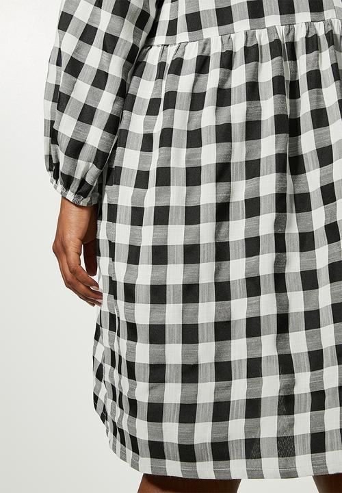 Superbalist - Waisted tier textured dress - black