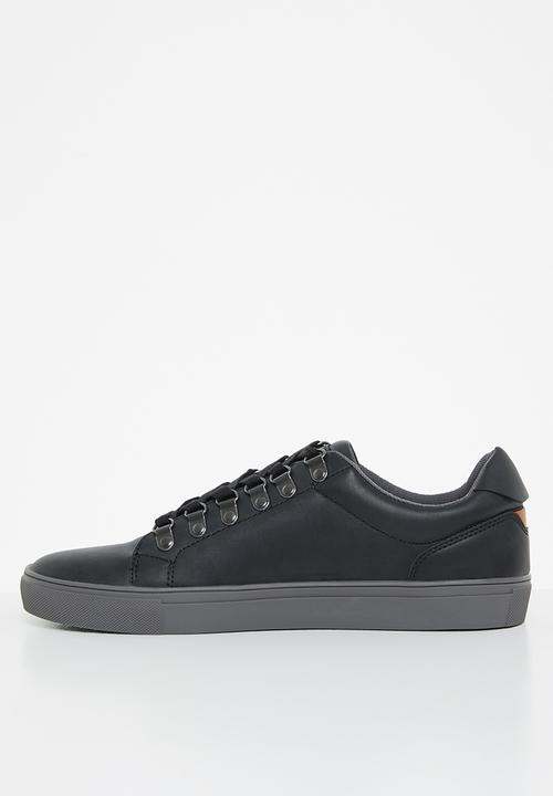 Steve Madden - Delta - black