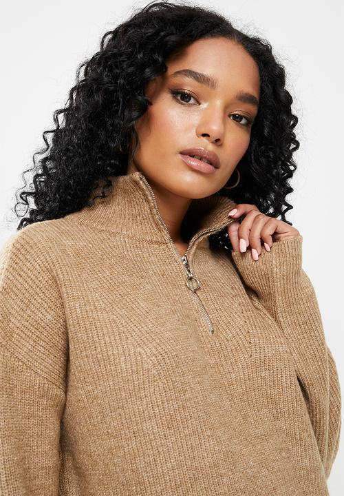 Trendyol - Zippered knit sweater - camel