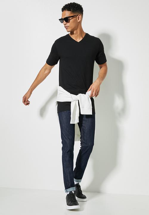Superbalist - Dean vee neck tee - black