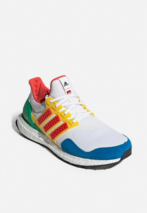 adidas Originals - ULTRABOOST DNA X LEGO® COLORS