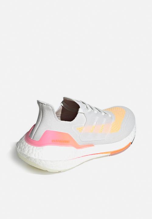 adidas Performance - Ultraboost 21