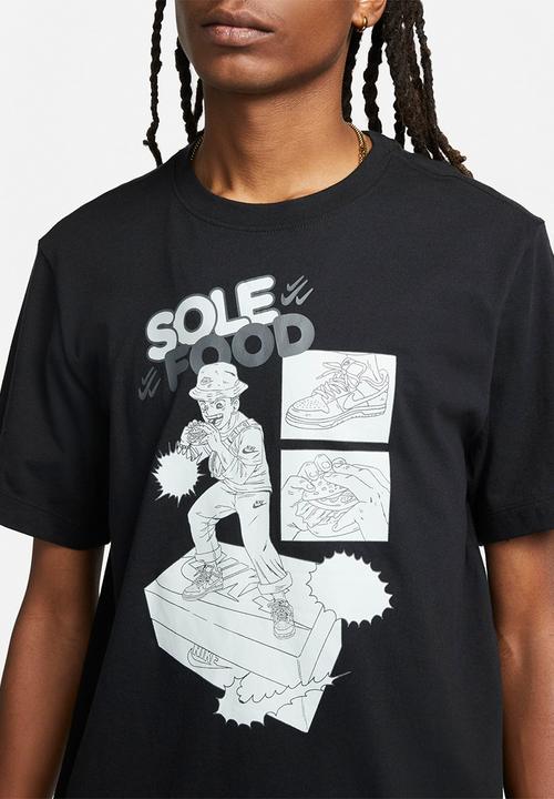 Nike - NSW Sole Food T-Shirt - black