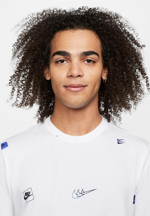 Nike - NSW 12Mo Logo AOP T-shirt- white