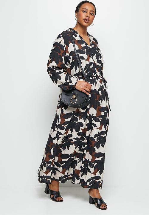edit Plus - Mandarin collar waisted maxi dress - mono linear leaves