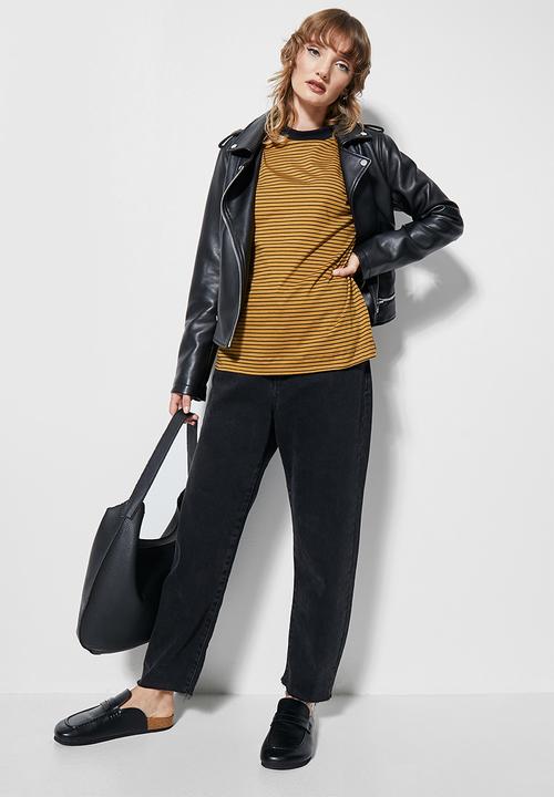 Superbalist - Striped funnel neck tees - tobacco & black stripe