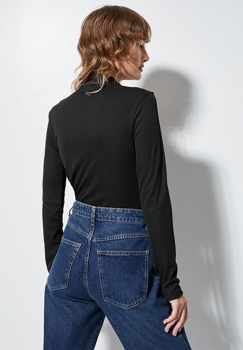 Superbalist - Luxe rib grown on neck fitted top - black