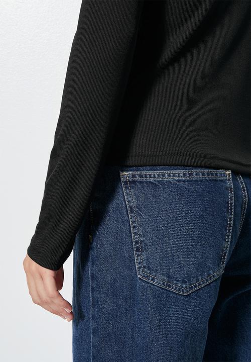 Superbalist - Luxe rib grown on neck fitted top - black