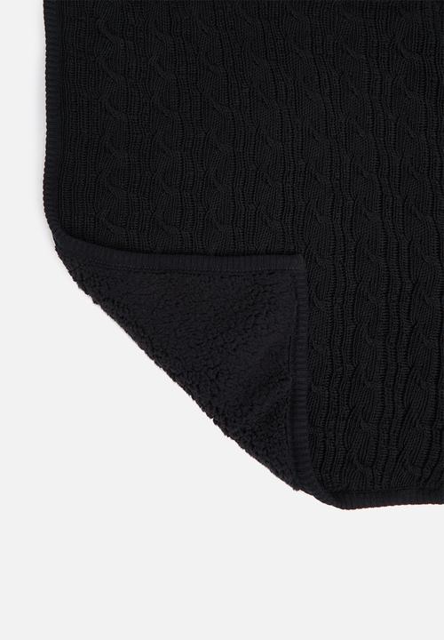 Sixth Floor - Knitted sherpa throw - black