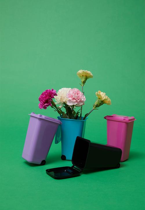 Typo - Garbage guts mini wheelie bin - fushia