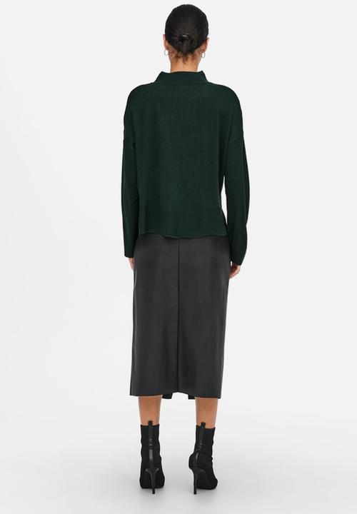 Jacqueline de Yong - Olla long sleeve high neck pullover - scarab