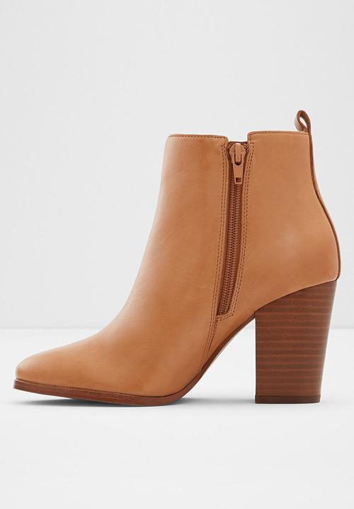 ALDO - Noemieflex leather boot - dark beige