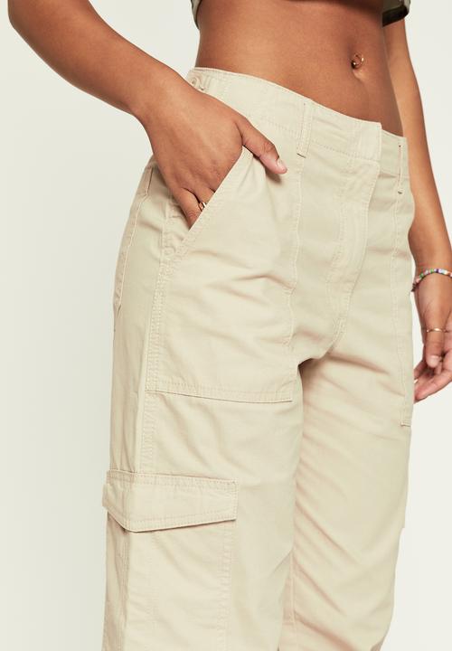 Supré  - Mikayla cargo pant - stone