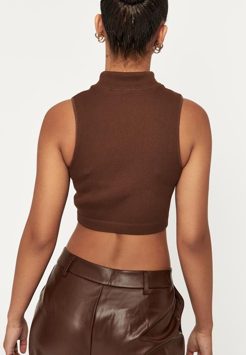 Supré  - Gigi mock neck seamfree top - choc top