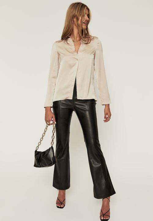Supré  - Danielle satin shirt - soft taupe