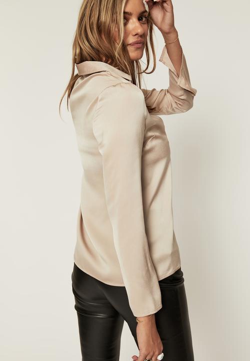 Supré  - Danielle satin shirt - soft taupe