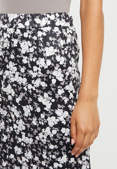 dailyfriday - Side slit skirt - black & white 