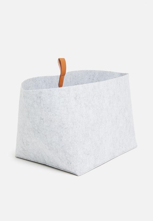 Sixth Floor - Felt basket set of 3 - grey