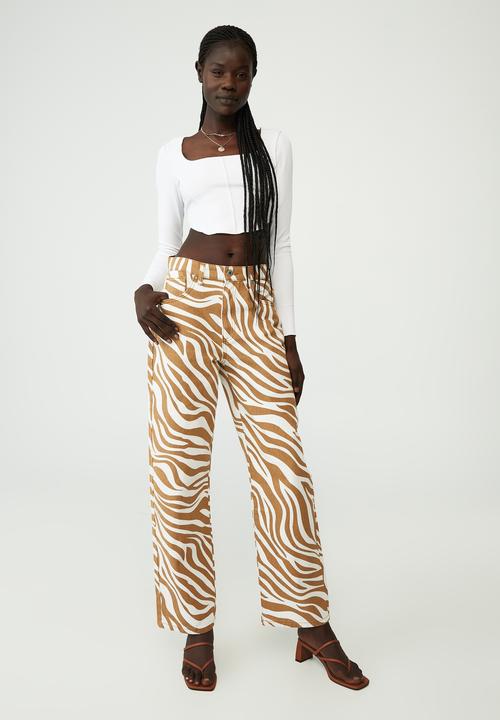 Cotton On - Blair exposed seam square neck long sleeve top - white