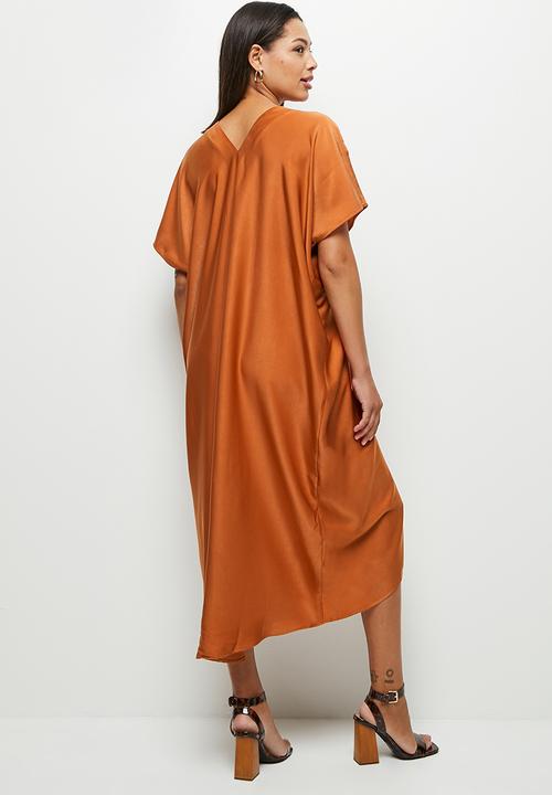 MILLA - Satin Tunic dress - bombay brown