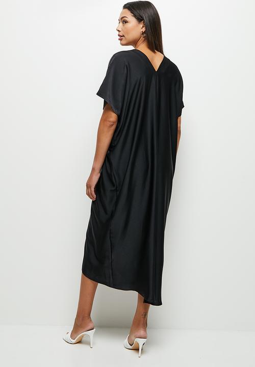MILLA - Satin kaftan - black