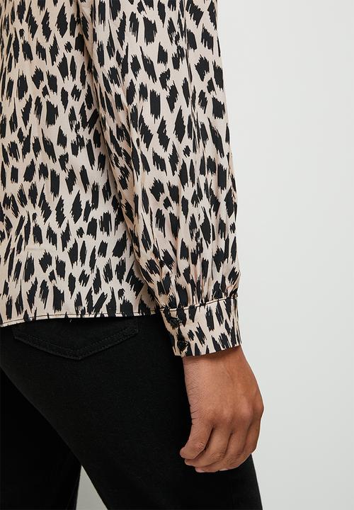 edit - Oversized bellow sleeve blouse - stone & black