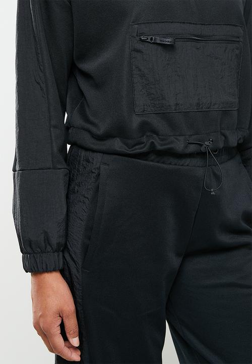 New Balance  - Athletics amplified qtr zip - black