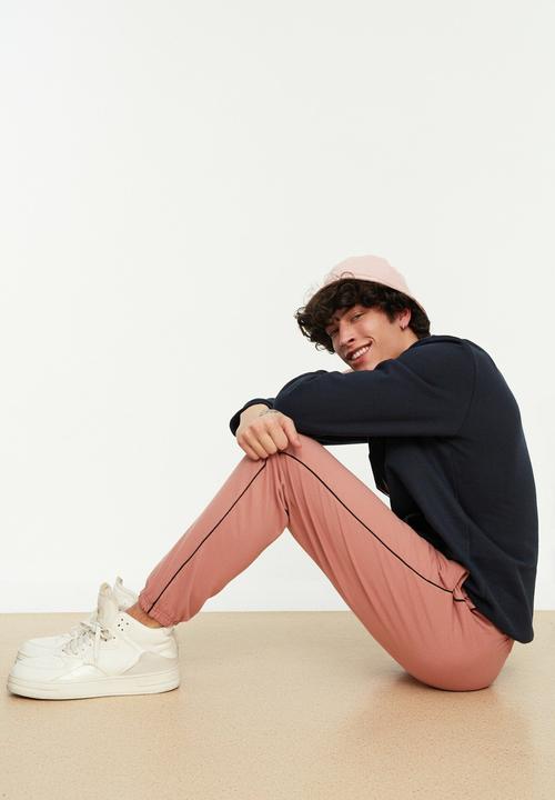 Trendyol - Thin piping regular fit jogger - rose