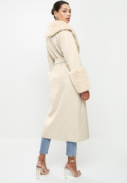 Missguided - Plush faux fur trim pu belted trench - stone