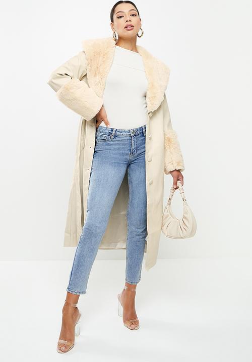 Missguided - Plush faux fur trim pu belted trench - stone