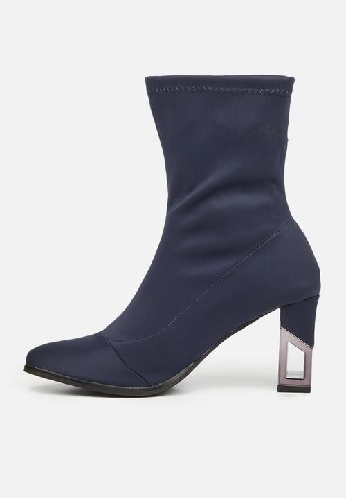 Butterfly Feet - Skye 2 sock boot - navy