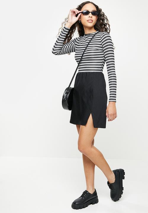 Cotton On - High waisted satin mini split skirt - black