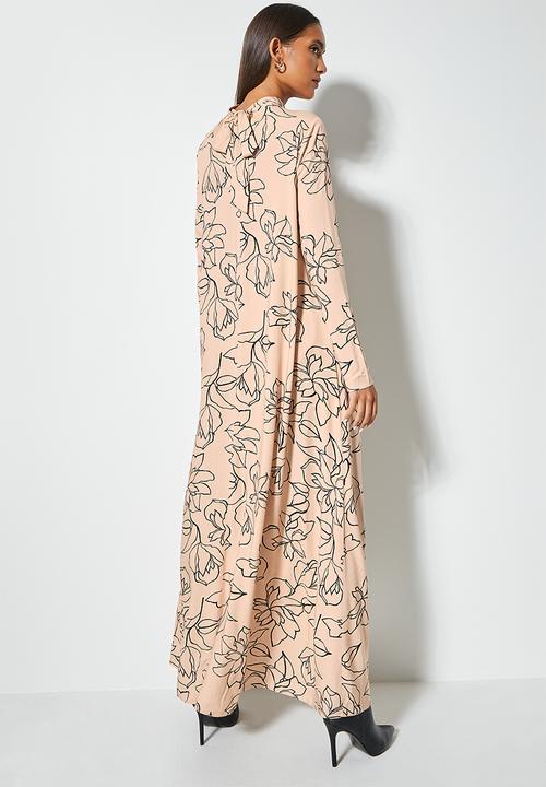 VELVET - Large scale floral trapeze maxi dress - sand & black floral