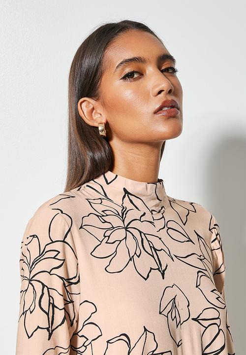 VELVET - Large scale floral trapeze maxi dress - sand & black floral