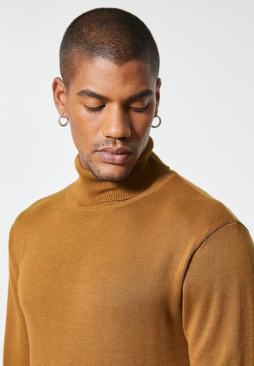Superbalist - Basic roll neck slim fit knit - brown