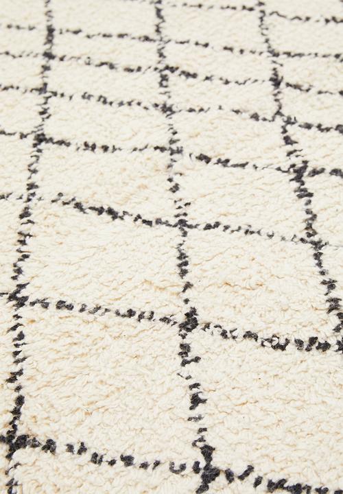 Sixth Floor - Erin tufted runner - black & off white 