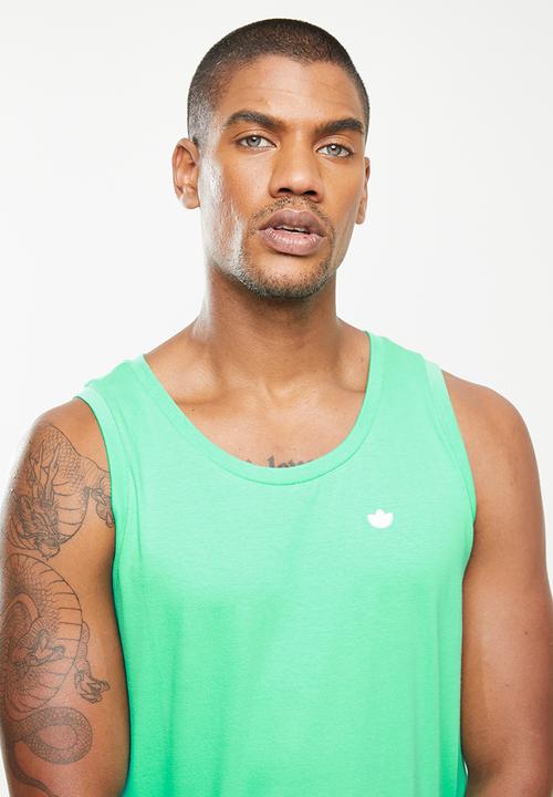 adidas Originals - Essentials Tank m - hi-res green