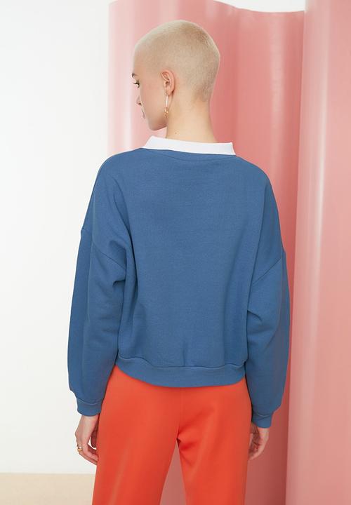 Trendyol - Printed boyfriend sweatshirt - indigo