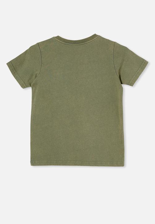 Cotton On - Short sleeve license1 tee - lcn dis swag green &  star wars trooper