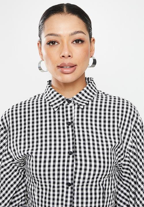 Missguided - Balloon sleeve gingham mini dress - black & white 