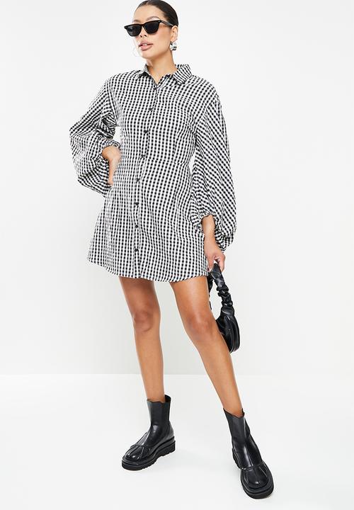 Missguided - Balloon sleeve gingham mini dress - black & white 
