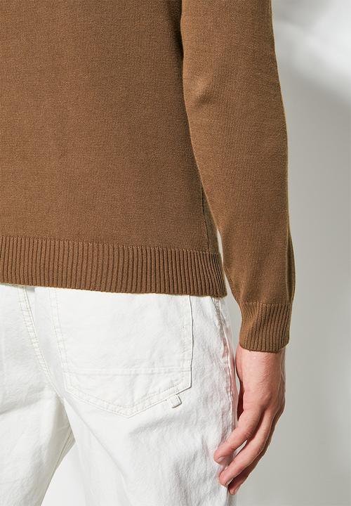 Superbalist - Slim fit high neck knit - brown