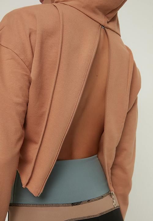 Trendyol - Knitted sweatshirt - camel