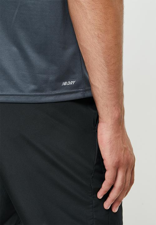 New Balance  - Accelerate short sleeve - thunder