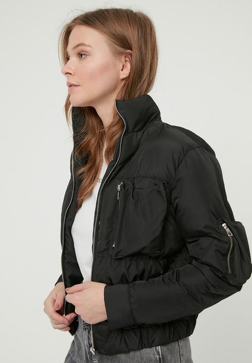 Trendyol - Pocket detailed zipper closure cropped jacket  - black