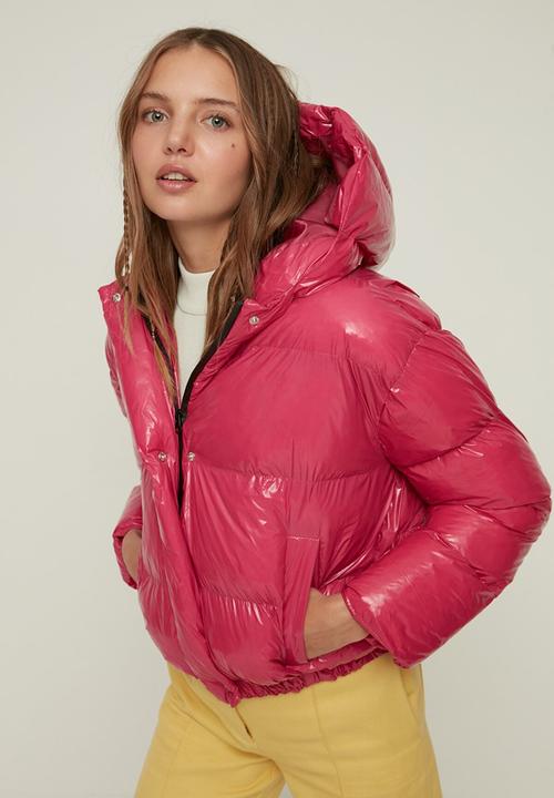 Trendyol - Oversized hooded shiny puffer jacket- pink